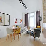 Intimate Flat W A C & Jacuzzi - 2Br 6P Montmartre