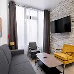 Intimate Flat W A C & Jacuzzi - 2Br 6P Montmartre